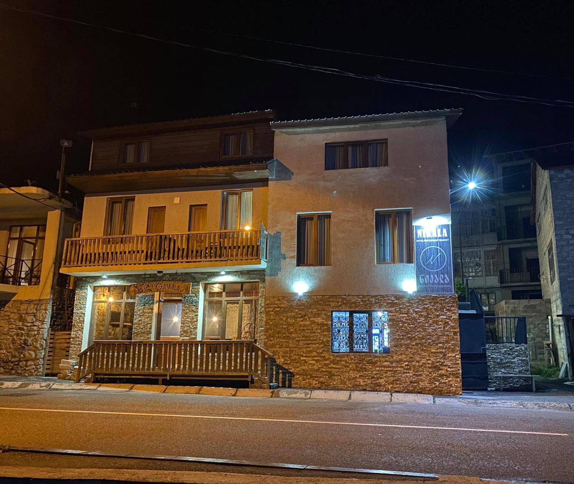 Guest House Nikala Mestia Luaran gambar
