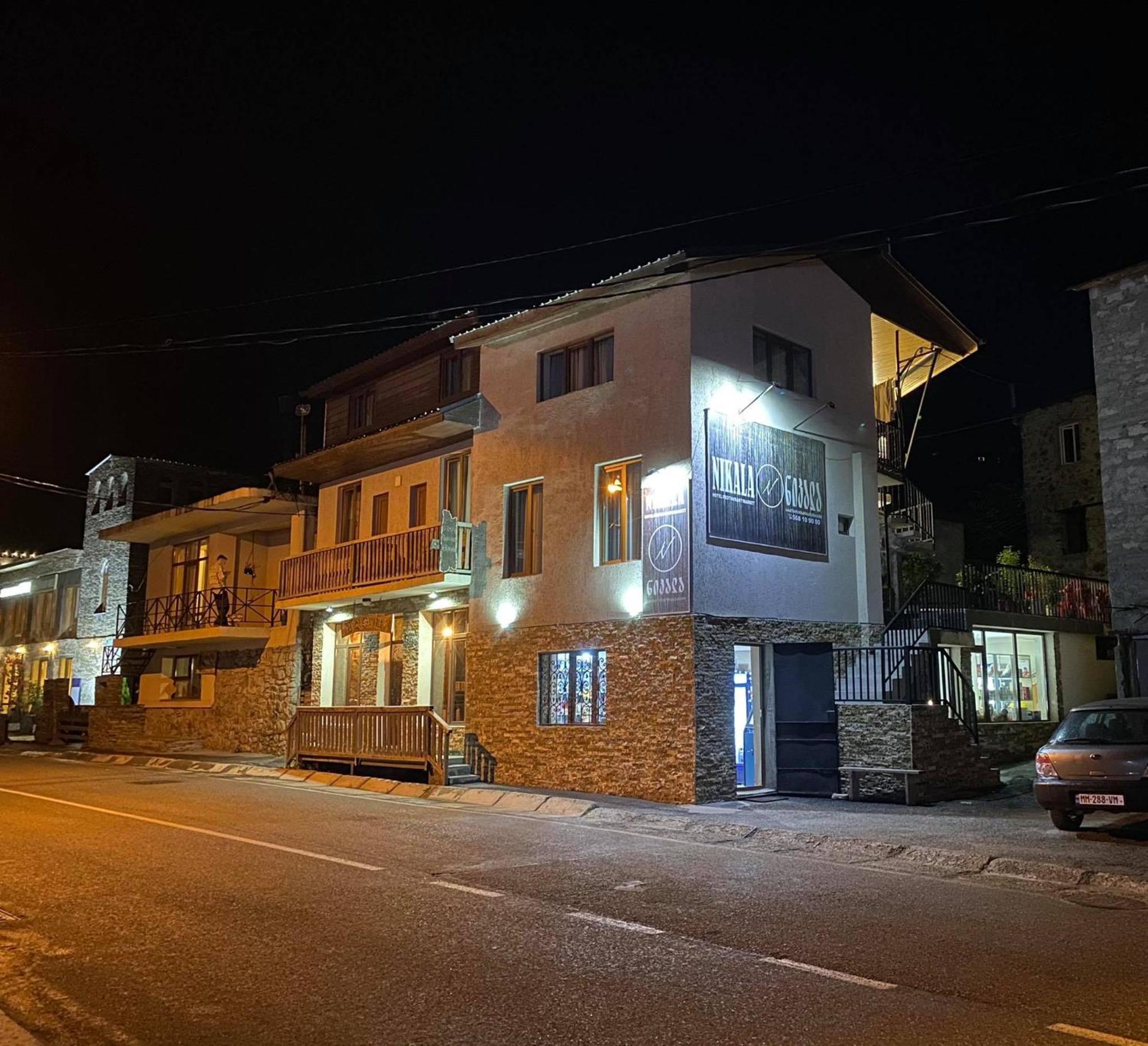Guest House Nikala Mestia Luaran gambar